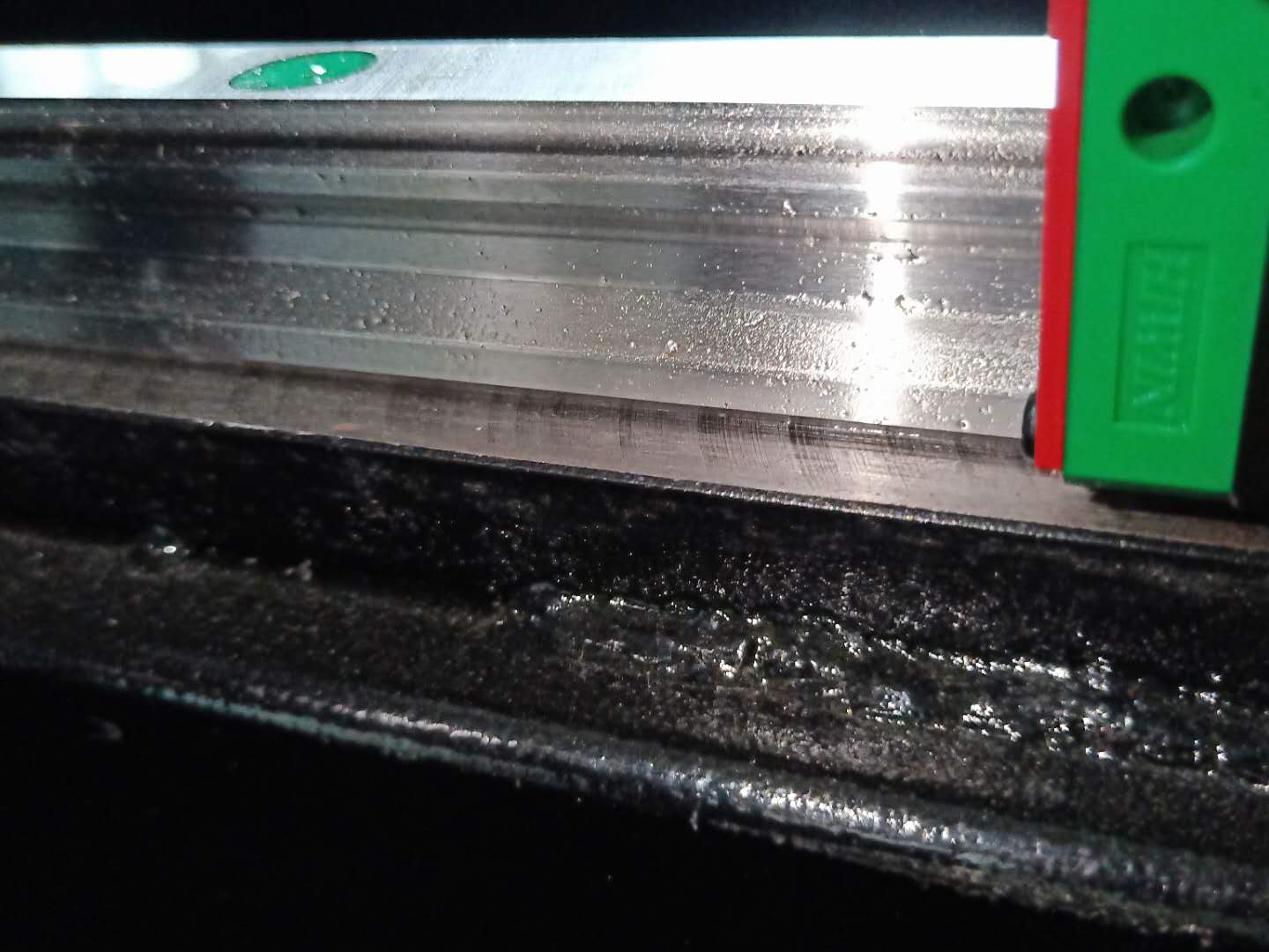 激光切割機導軌的安裝對于切割方面會帶來哪些方面的影響？