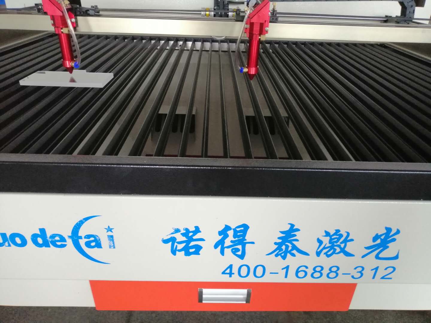淺析一下小型激光切割機(jī)廠家價格為什么相差哪么大？